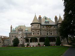 Joseph Sinnott Mansion httpsuploadwikimediaorgwikipediacommonsthu