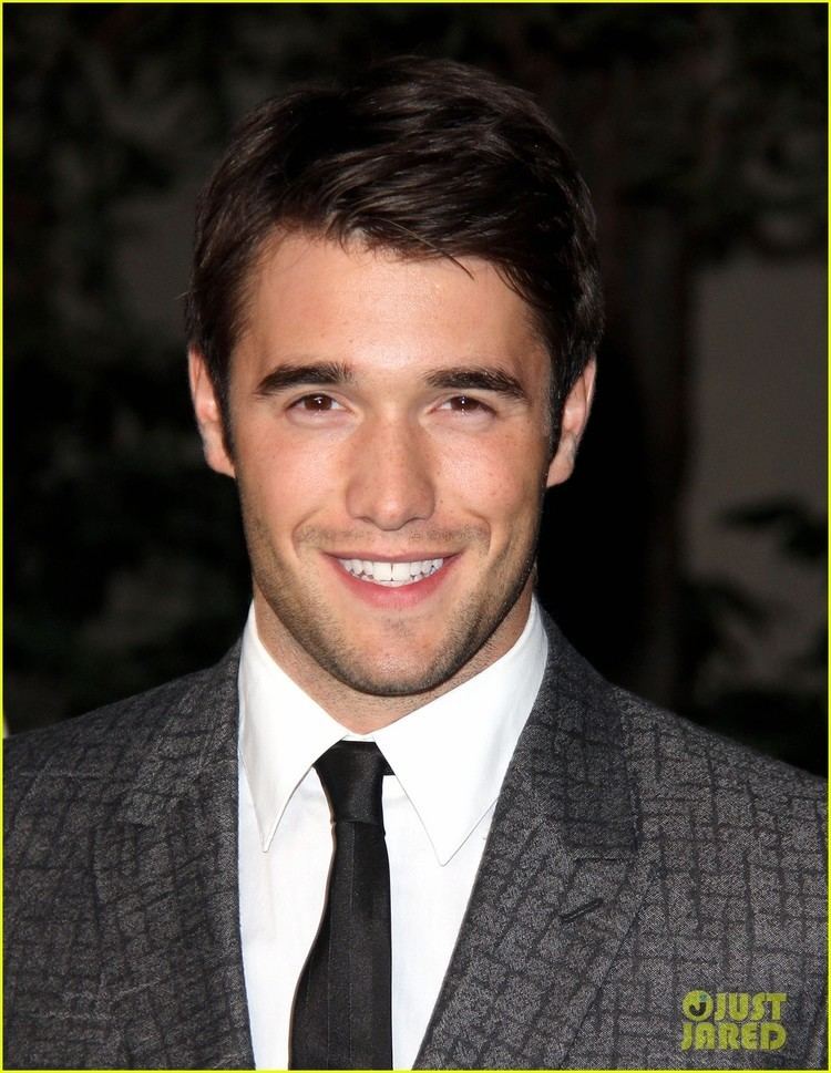 Josh Bowman Emily VanCamp amp Josh Bowman Environmental Media Awards