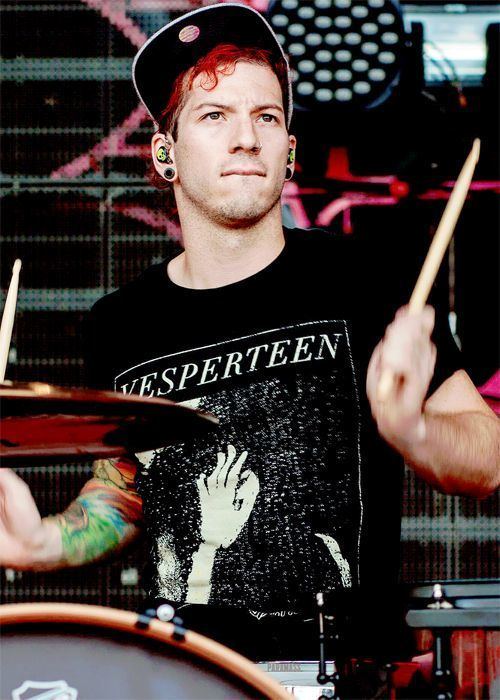 Josh Dun 120 best aes josh dun images on Pinterest Tyler joseph Twenty