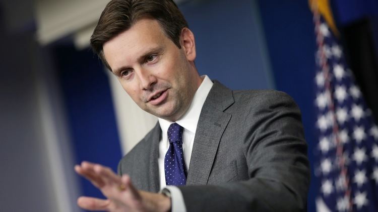 Josh Earnest Josh Earnest gives props to Obama administration for Paris