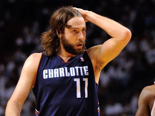 Josh McRoberts Miami Heat Officially Sign Josh McRoberts The Source