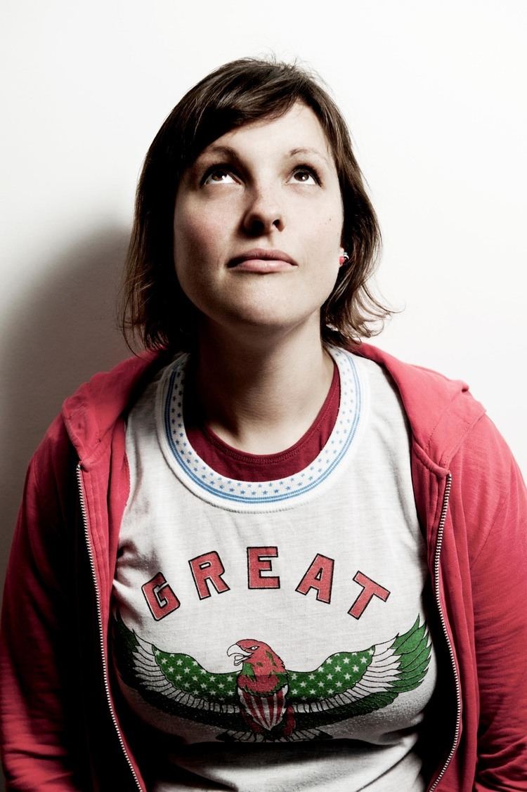 Josie Long Josie Long at The Four Thieves Laine39s London