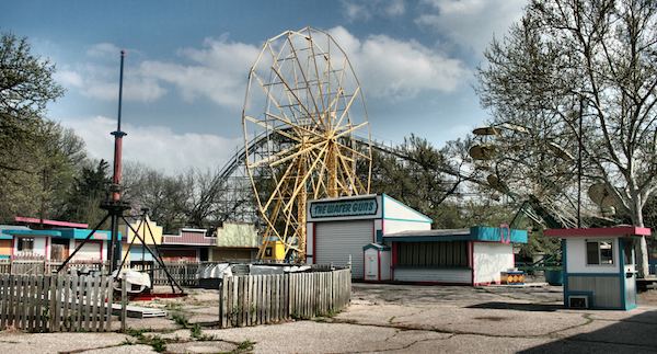 Joyland Amusement Park (Wichita, Kansas) Joyland The Abandoned Amusement Park
