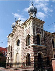 Újpest Synagogue httpsuploadwikimediaorgwikipediacommonsthu