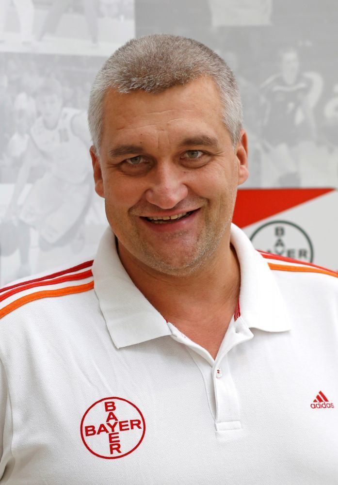 Jörg Frischmann Das SitzvolleyballTeam Jrg Frischmann TSV Bayer 04 Leverkusen eV