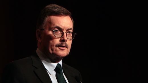 Jurgen Stark ECB Chief Economist Quits Jrgen Stark39s Resignation Is