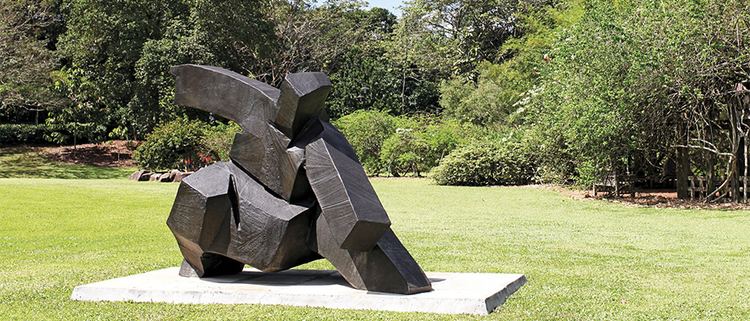 Ju Ming Ju Ming Taichi Series Monumental Outdoor Exhibition at Singapore