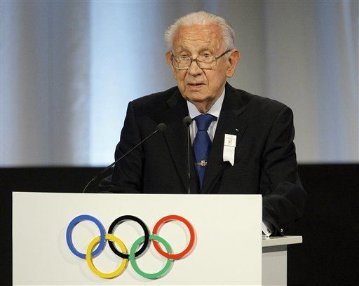 Juan Antonio Samaranch Juan Antonio Samaranch former IOC head recovers from