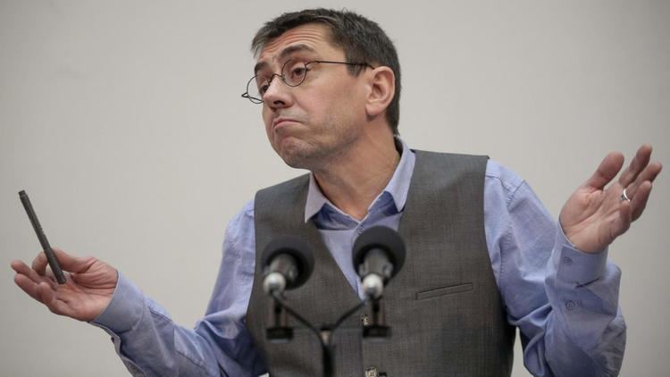 Juan Carlos Monedero Monedero denuncia a Montoro pero no ensea su contrato