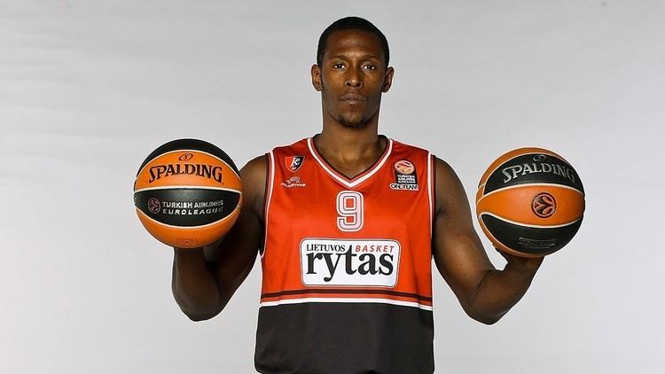 Juan Palacios (basketball) httpsiytimgcomvijiWs5yR9mQAmaxresdefaultjpg