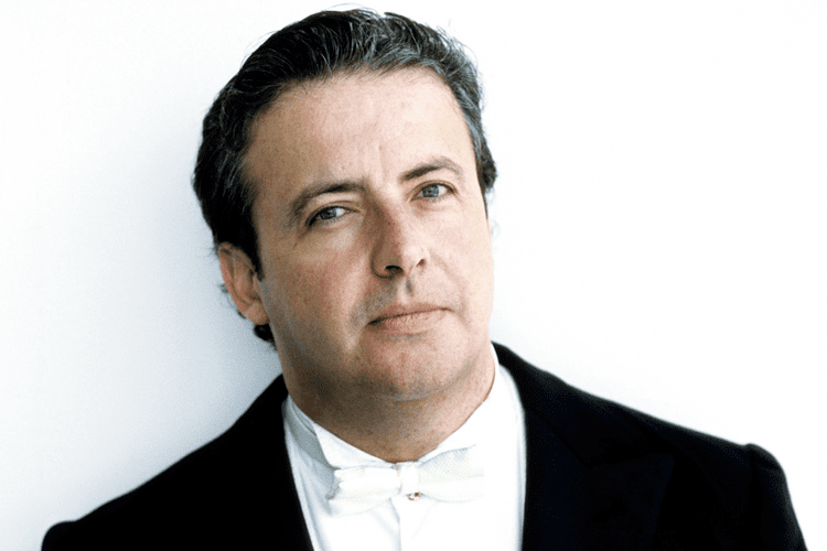 Juanjo Mena BBC Proms 2015 BBC PhilharmonicJuanjo Mena review