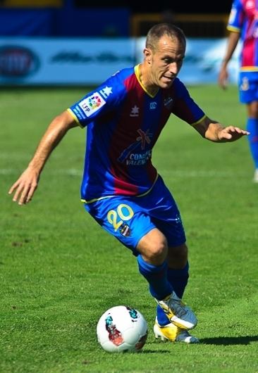 Juanlu (footballer, born 1980) httpsuploadwikimediaorgwikipediacommons99