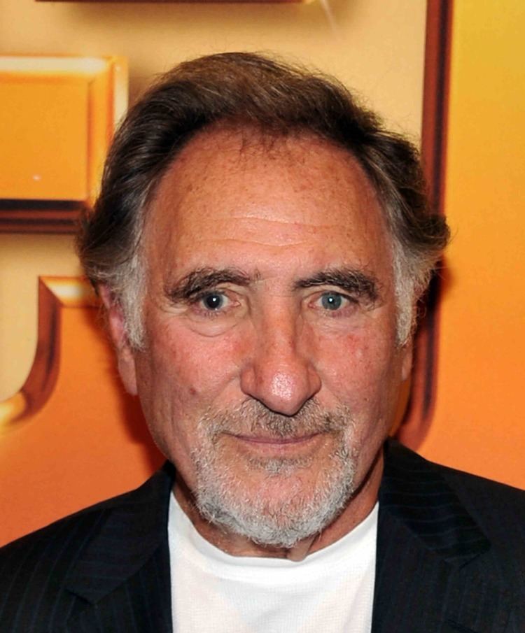 Judd Hirsch Judd Hirsch 39Pan Am39s39 Karine Vanasse Among Latest