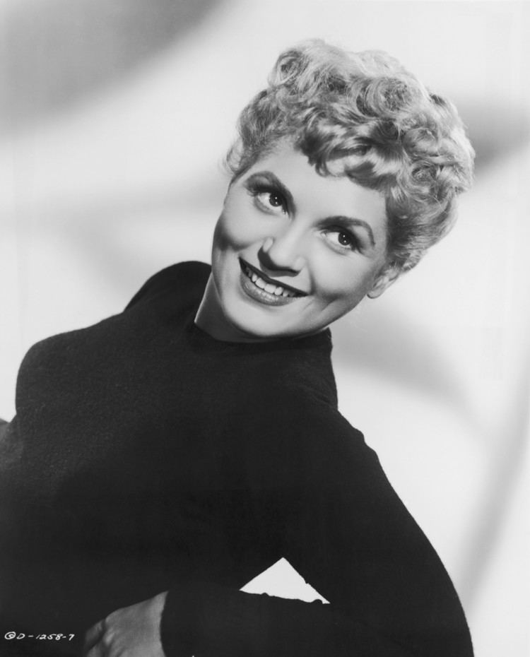 Judy Holliday Which one do you prefer Marilyn Monroe vs Judy Holliday