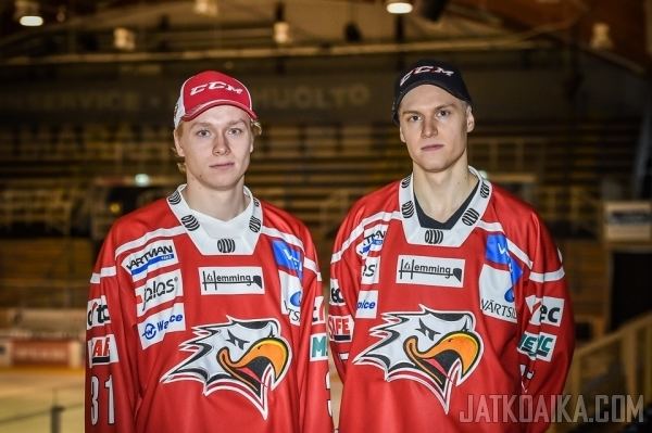 Juha Tarkkanen Sportin uusi parivaljakko innokkaana haasteeseen LIIGA 0302