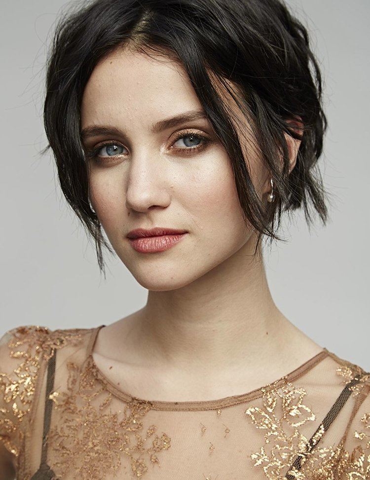 julia goldani telles