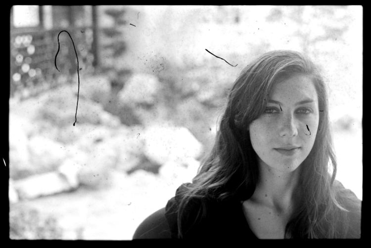 Julia Holter Botanique