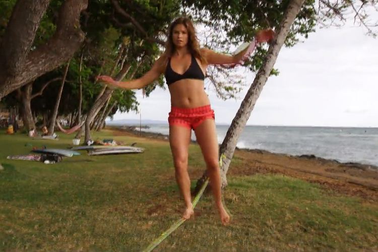 Julia Mancuso VIDEO Julia Mancuso39s Olympic Training Hawaiian Style