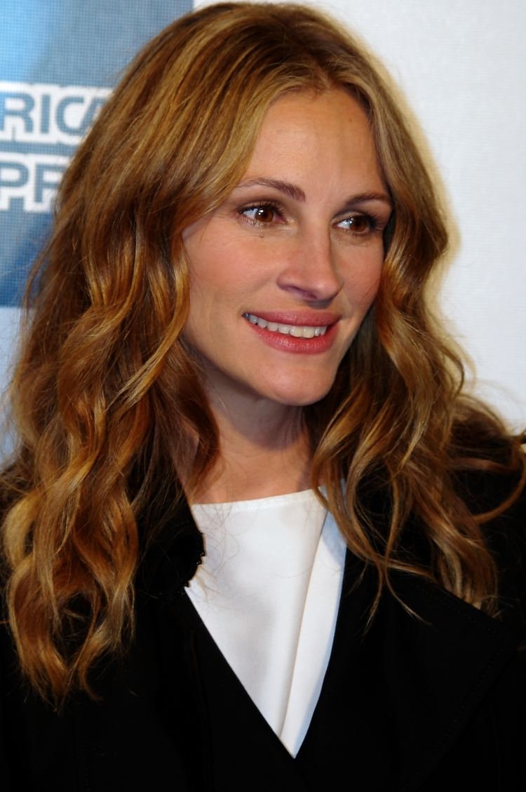 Julia Roberts httpsuploadwikimediaorgwikipediacommonsaa