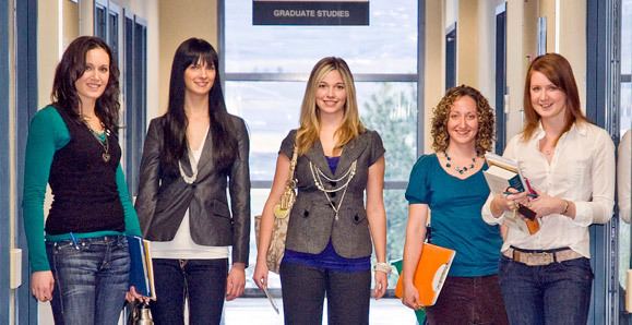 Julia Shaw (psychologist) UBC Okanagan39s forensic psych group tackles tough community issues