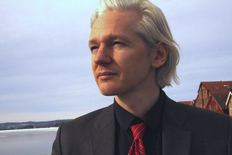 Julian Assange WikiLeaks Wikipedia the free encyclopedia