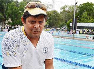 Julian Bolling Sunday Times Swimming Top sports officials are conning their way