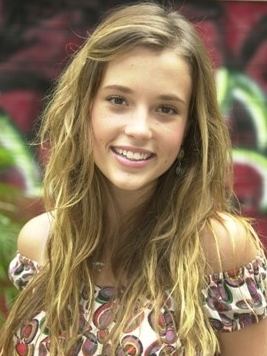 Juliana Didone Classify Jessica Alba lookalike