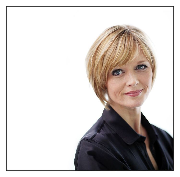 Julie Etchingham Alchetron, The Free Social Encyclopedia