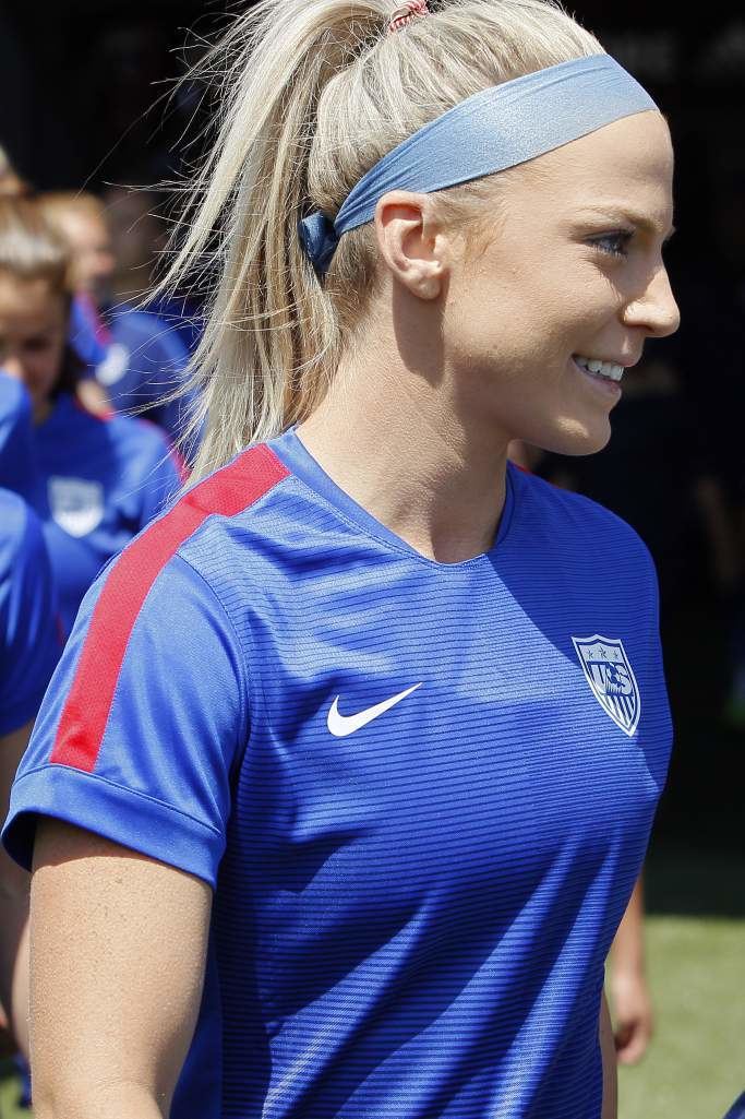 Julie Johnston Julie Johnston 5 Fast Facts You Need to Know Heavycom