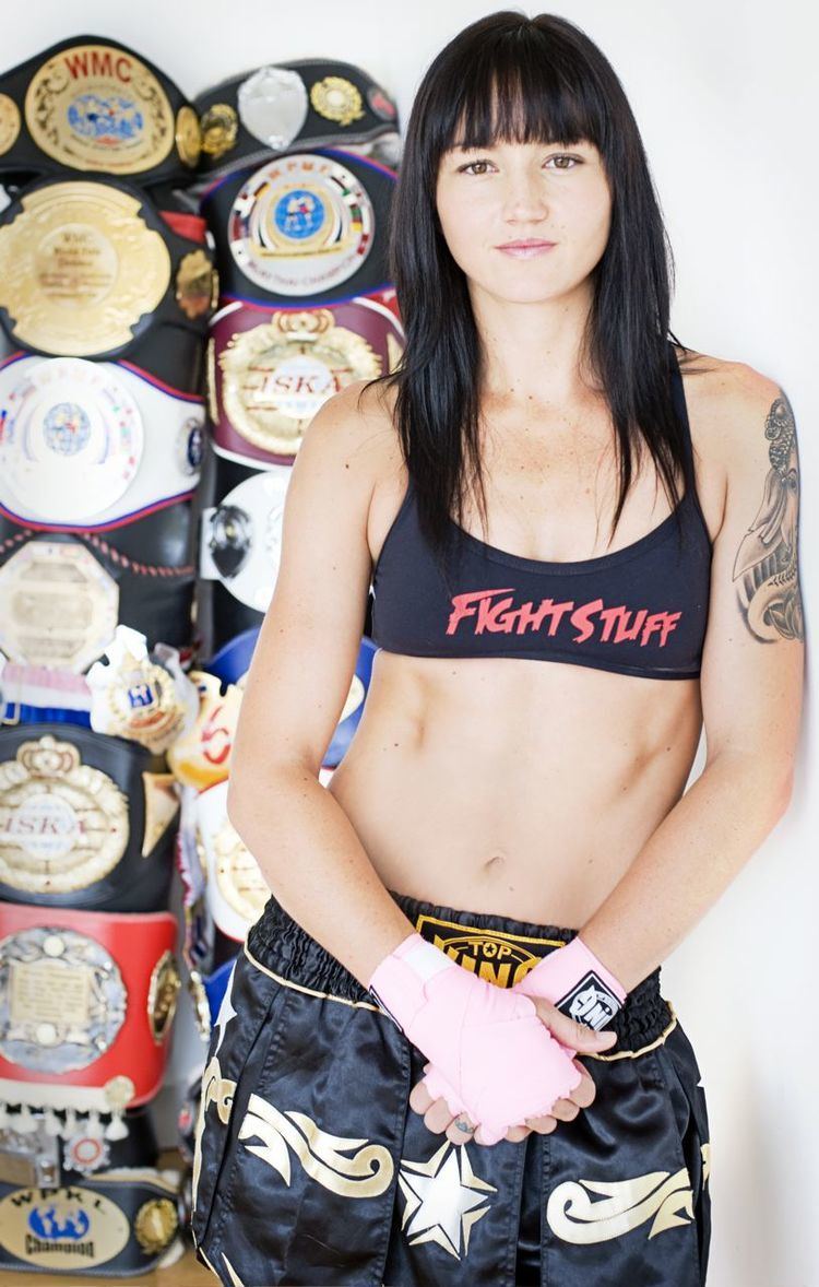 Julie Kitchen Julie Kitchen Worldmuaythaimagazine39s Blog