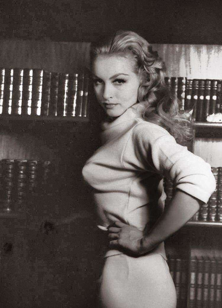 Julie Newmar Julie Newmar The Original Screen Catwoman