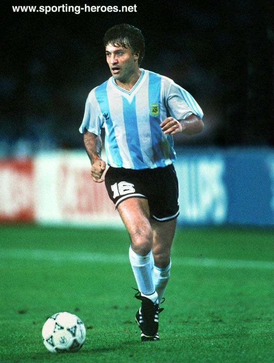 Julio Olarticoechea Julio Olarticoechea FIFA Copa del Mundo 1990 Argentina