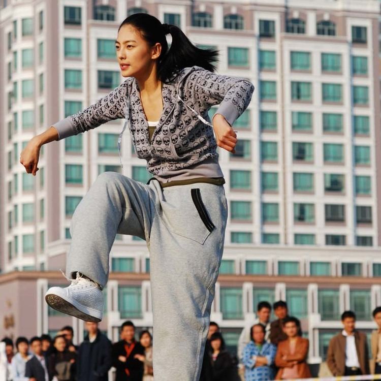 Jump (2009 film) Jump 2009 Movie Review Joshualaw88s Blog