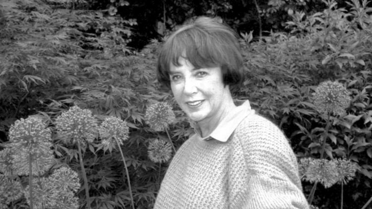 June Harwood Painter June Harwood dies at 81 member of hard edge art movement
