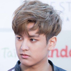 Jung Chan-woo (singer) Jung Chanwoo Bio Facts Family Famous Birthdays