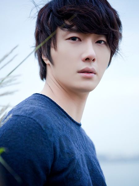 Jung Il-woo Jung Ilwoo to play ghostbuster prince in 39Night Rangers