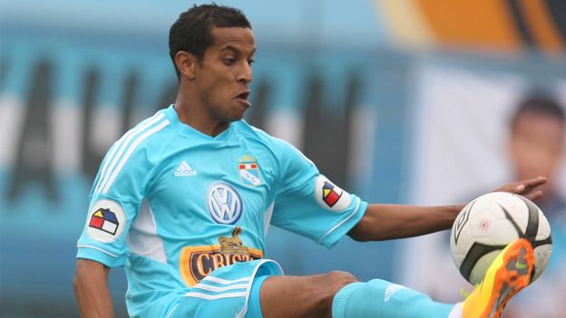 Junior Ross Sporting Cristal Junior Ross explic por qu remontaron