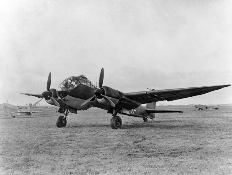 Junkers Ju 188 FileJunkers Ju 188 E1 on ground 1943jpg Wikimedia Commons