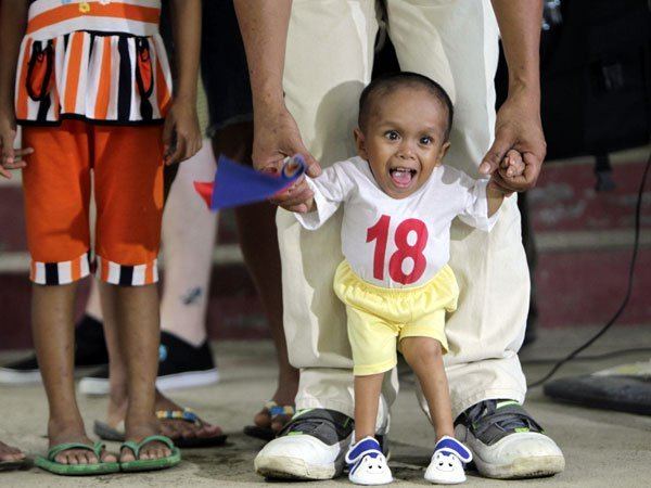 Junrey Balawing Filipino expected to be named world39s shortest man