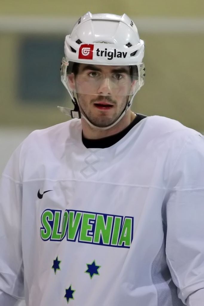 Jurij Repe Jurij Repe e veliko se moram nauiti Hokejska zveza Slovenije