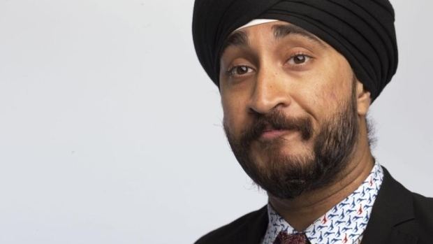 Jus Reign Canadian YouTube star Jus Reign forced to remove turban to board