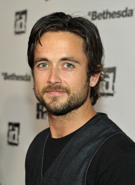 Justin Chatwin - Wikipedia