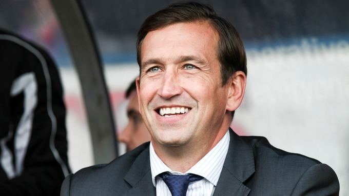 Justin Edinburgh Justin Edinburgh leaves Newport County for Gillingham