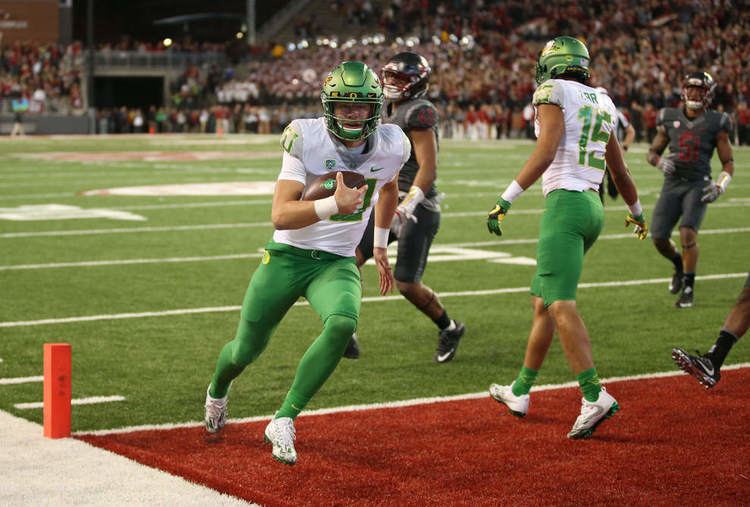 Justin Herbert Is Justin Herbert able to carry the Oregon Ducks past the No 5
