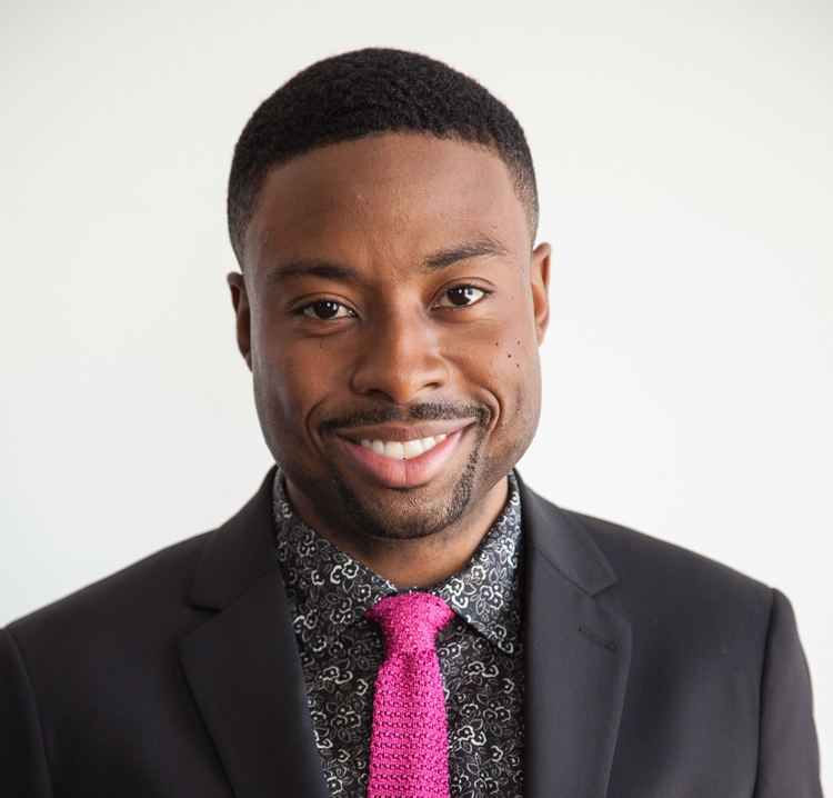 Justin Hires MacGyver39 39Rush Hour39s Justin Hires Cast In CBS Series Reboot
