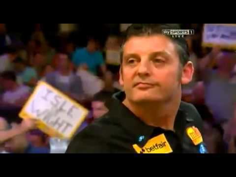 Justin Pipe Wes Newton vs Justin Pipe Incident 2012 PDC World Matchplay YouTube