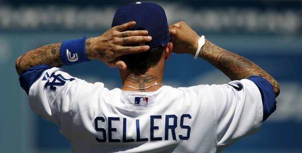 Justin Sellers Making the case for the Dodgers to start Justin Sellers at