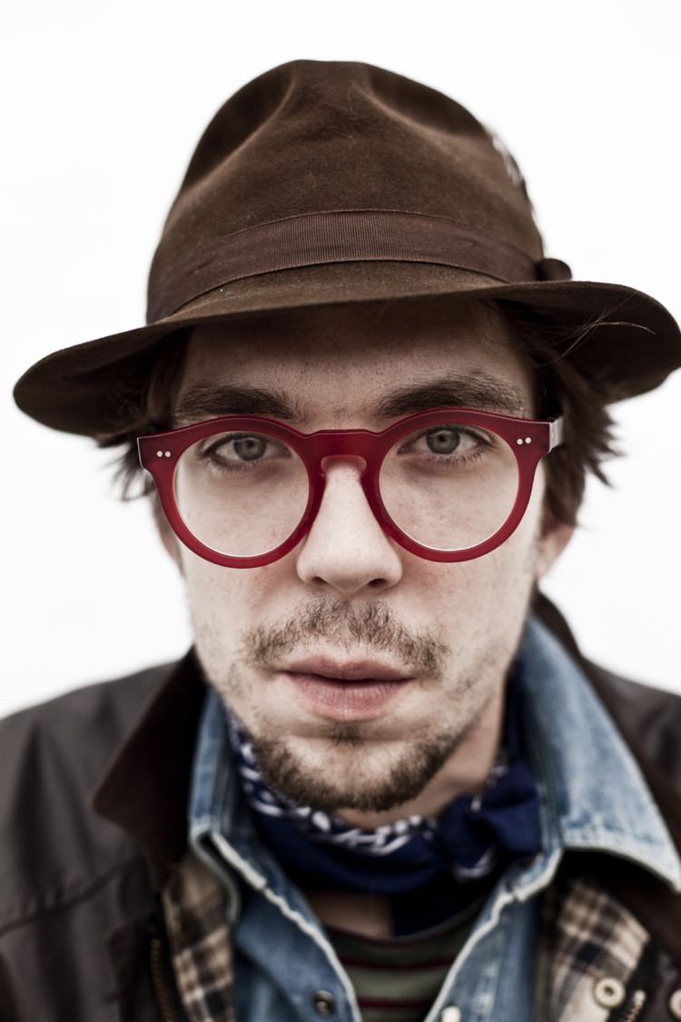 Justin Townes Earle Elmore Magazine Listen To A New Song From Justin Townes