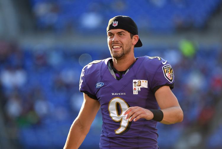 Justin Tucker At open practice Justin Tucker reminds fans and Ravens