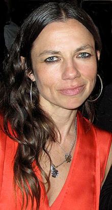 Justine Bateman httpsuploadwikimediaorgwikipediacommonsthu